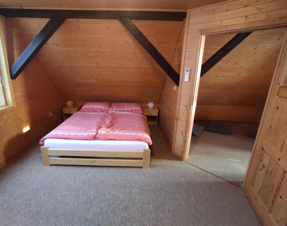Apartmanova Chata Secanda S Bazenem, U Secske Prehrady Luaran gambar
