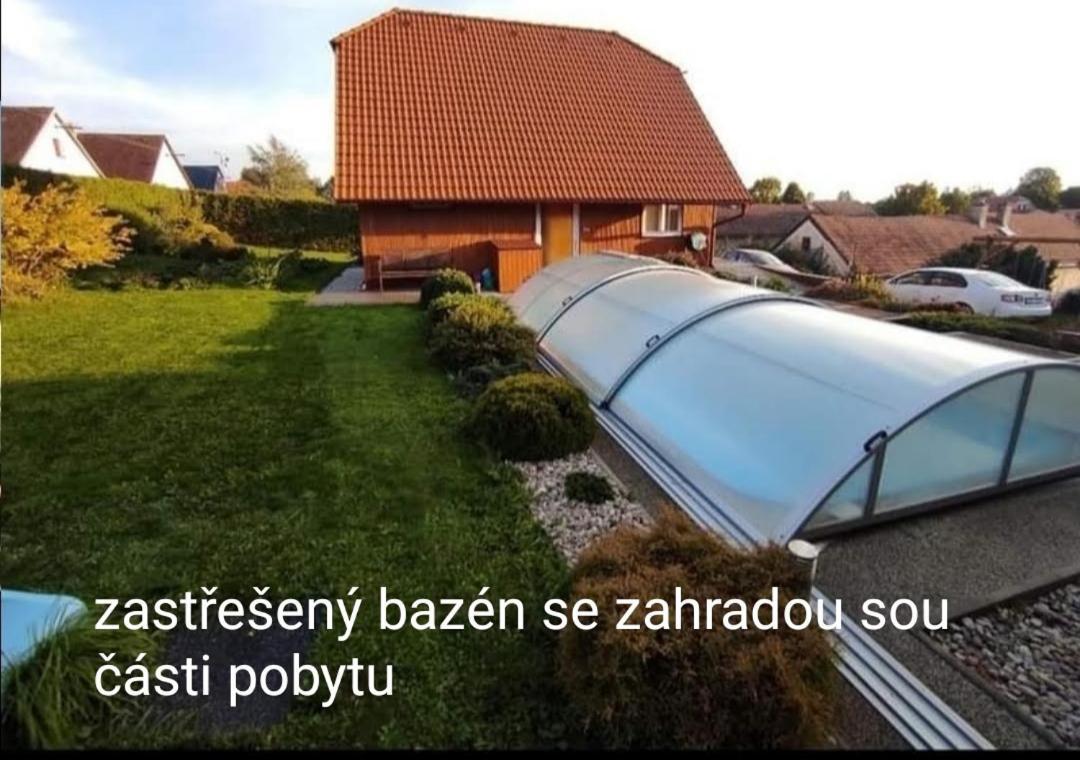 Apartmanova Chata Secanda S Bazenem, U Secske Prehrady Luaran gambar
